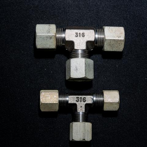 CONECTOR RETO MACHO INOX 316 DUPLA ANILHA