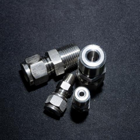 ESPIGÃO PARA MANGUEIRA EM AÇO INOX